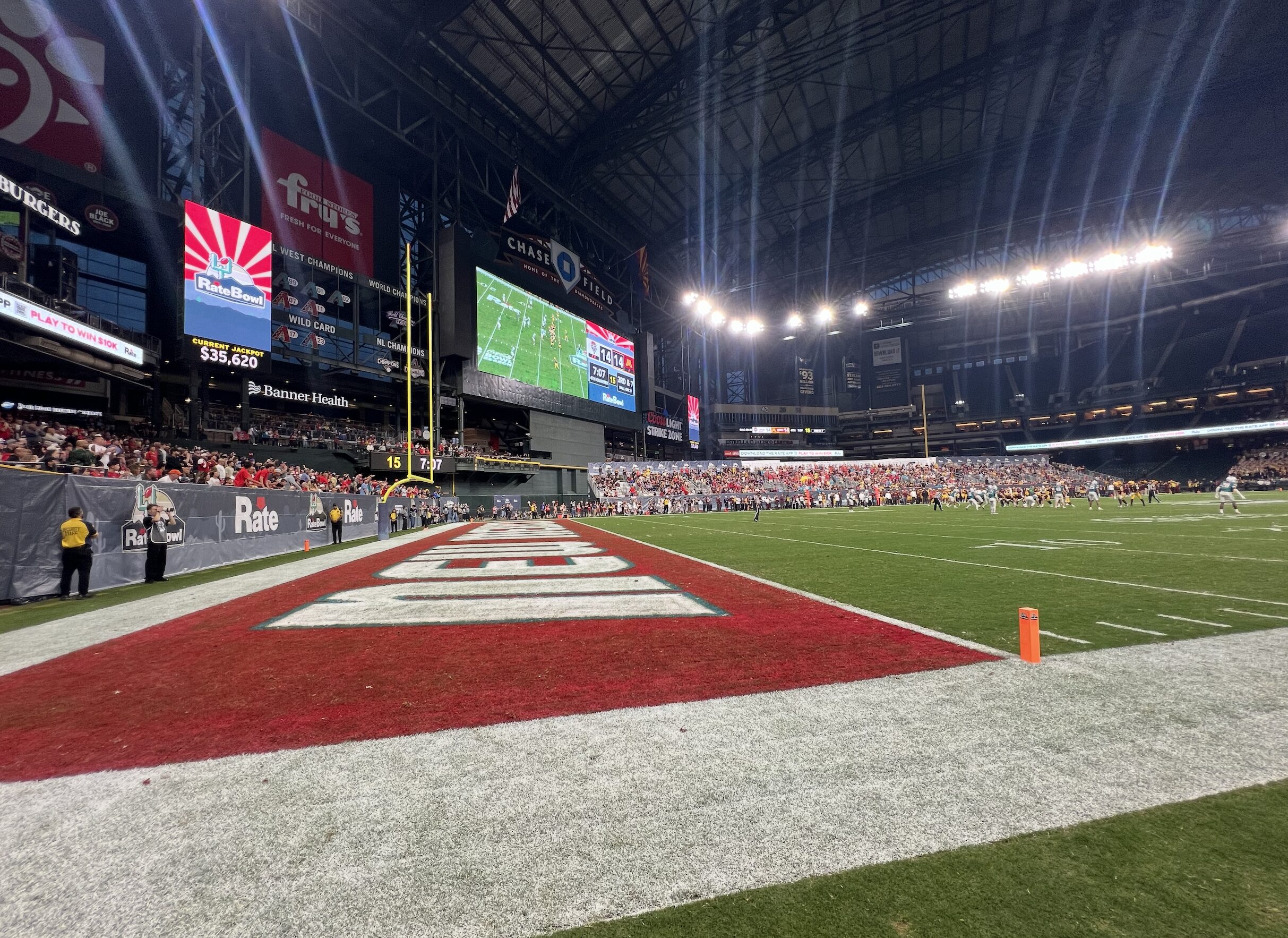 VIDEO – 2025 Rate Bowl: Arizona knocks hosting out of the park